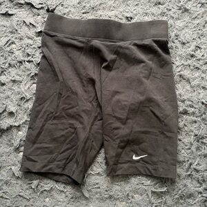 Nike Women's Black Bike Shorts size medium